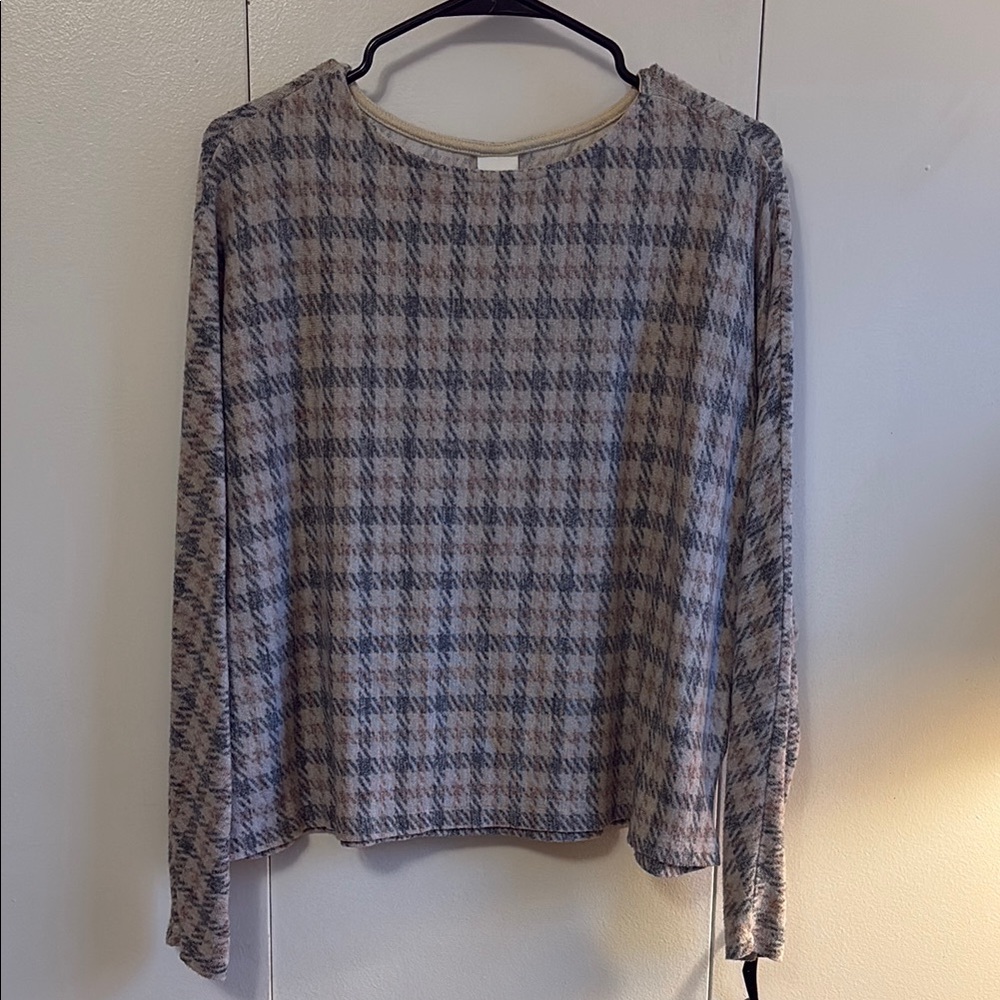 Plaid Long Sleeve Top